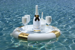 Moet & Chandon Ice Imperial_The Floating Bar