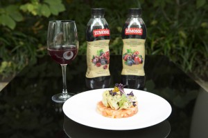 Alcachofas semiconfitadas sobre tartar de atún 